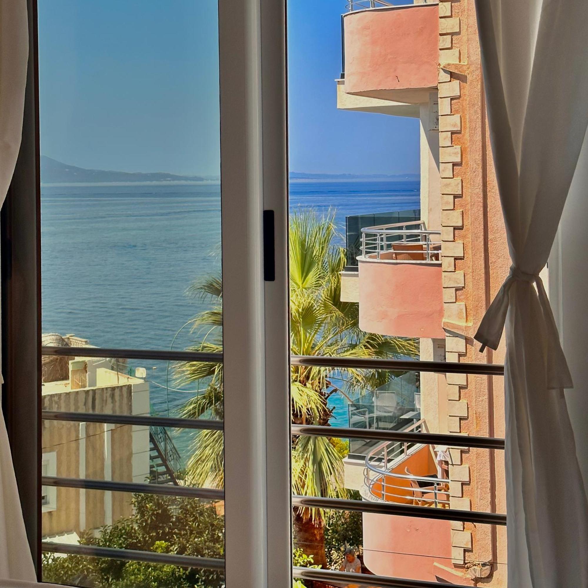 Sea Horizon Vsl Suites & Apartments Sarandë 外观 照片